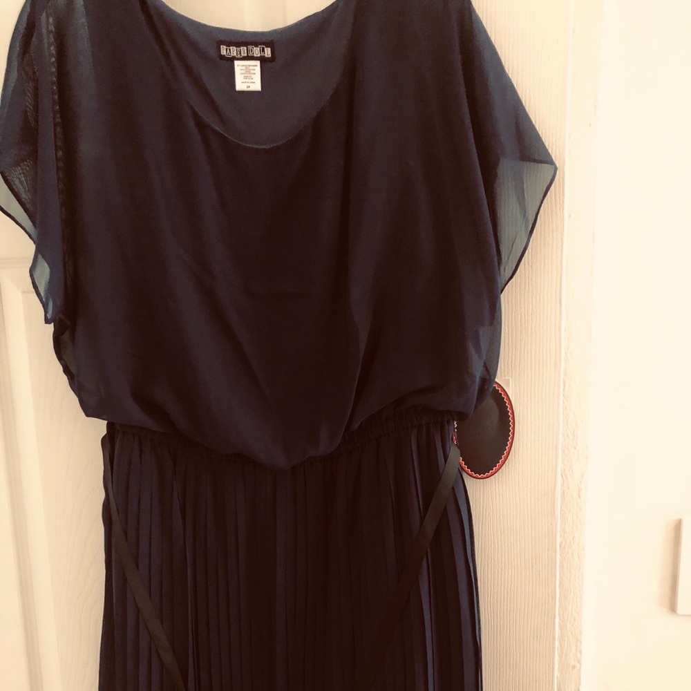 Navy blue plus size blouson dress 2x.